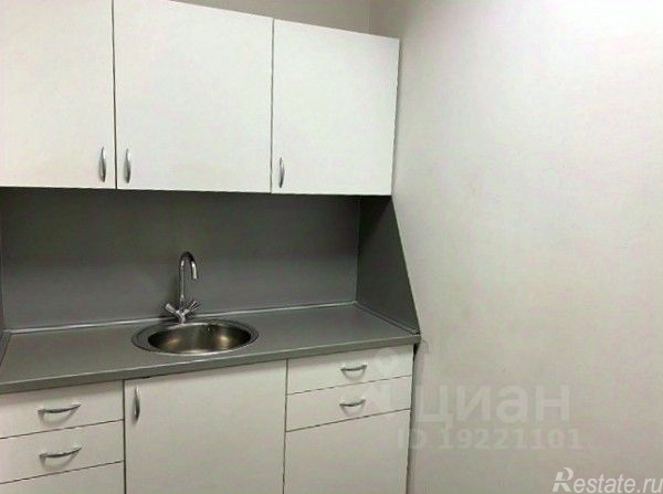 Продажа отдельного здания Косая линия,  д. 5