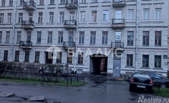 Продажа 2-комн квартиры на вторичном рынке Верейская улица,  д. 31 литБ