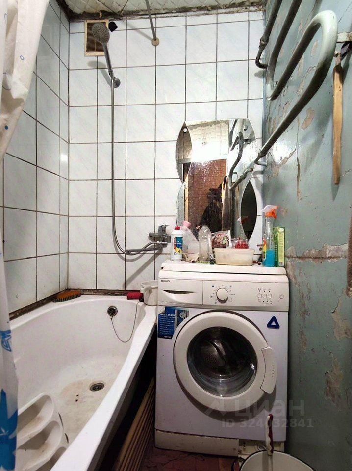 Продажа 2-комн квартиры на вторичном рынке улица Тельмана, 42