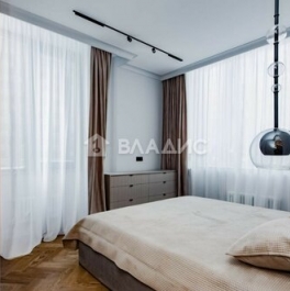 Продажа 2-комн квартиры на вторичном рынке Мукомольный проезд,  д. 6