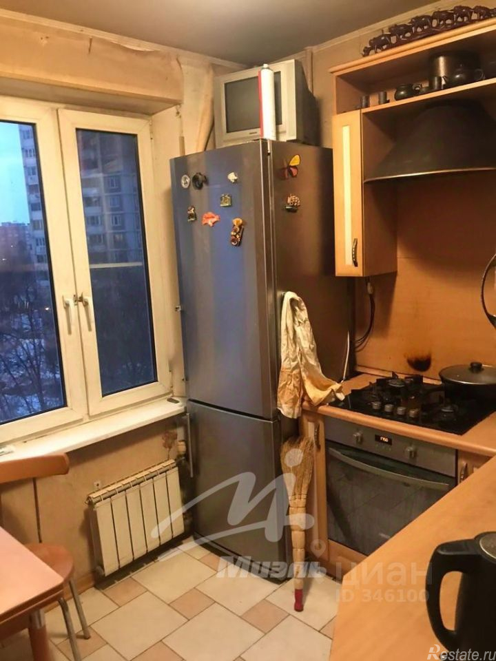 Продажа 3-комн квартиры на вторичном рынке Челюскинская улица,  д. 10 к1