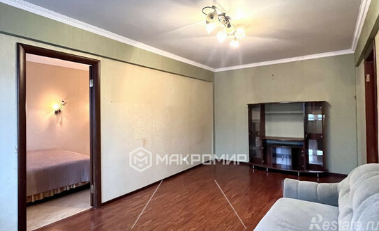 Продажа 3-комн квартиры на вторичном рынке улица Карпинского,  д. 31 к1