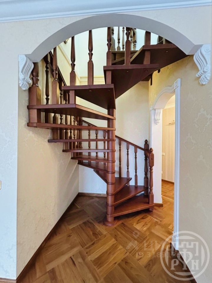 Продажа 4-комн квартиры на вторичном рынке Сертолово, улица Ветеранов, 10