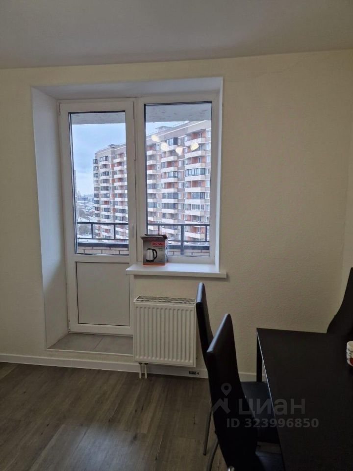 Аренда 1-комн квартиры на вторичном рынке Мурино, улица Шоссе в Лаврики, 64к1