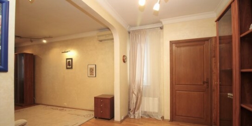 3-комн квартира Луганская улица,  д. 1