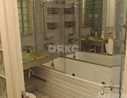 Продажа 2-комн квартиры на вторичном рынке проезд Энтузиастов,  д. 17