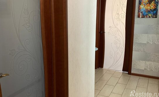 Продажа 3-комн квартиры на вторичном рынке Серпухов, ул Центральная,  д. 142,  к. 1