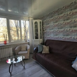 Продажа 4-комн квартиры на вторичном рынке Бухарестская ул,  д. 86,  к. 1