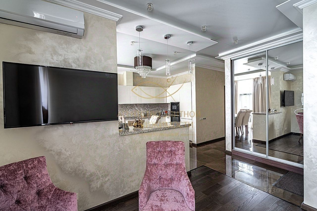 Продажа 2-комн квартиры на вторичном рынке бульвар Андрея Тарковского, 3