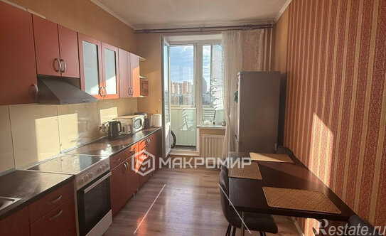 Продажа 2-комн квартиры на вторичном рынке Славы пр-кт,  д. 52,  к. 1