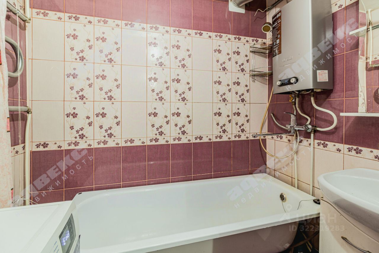 Продажа 3-комн квартиры на вторичном рынке д. Разметелево, 7