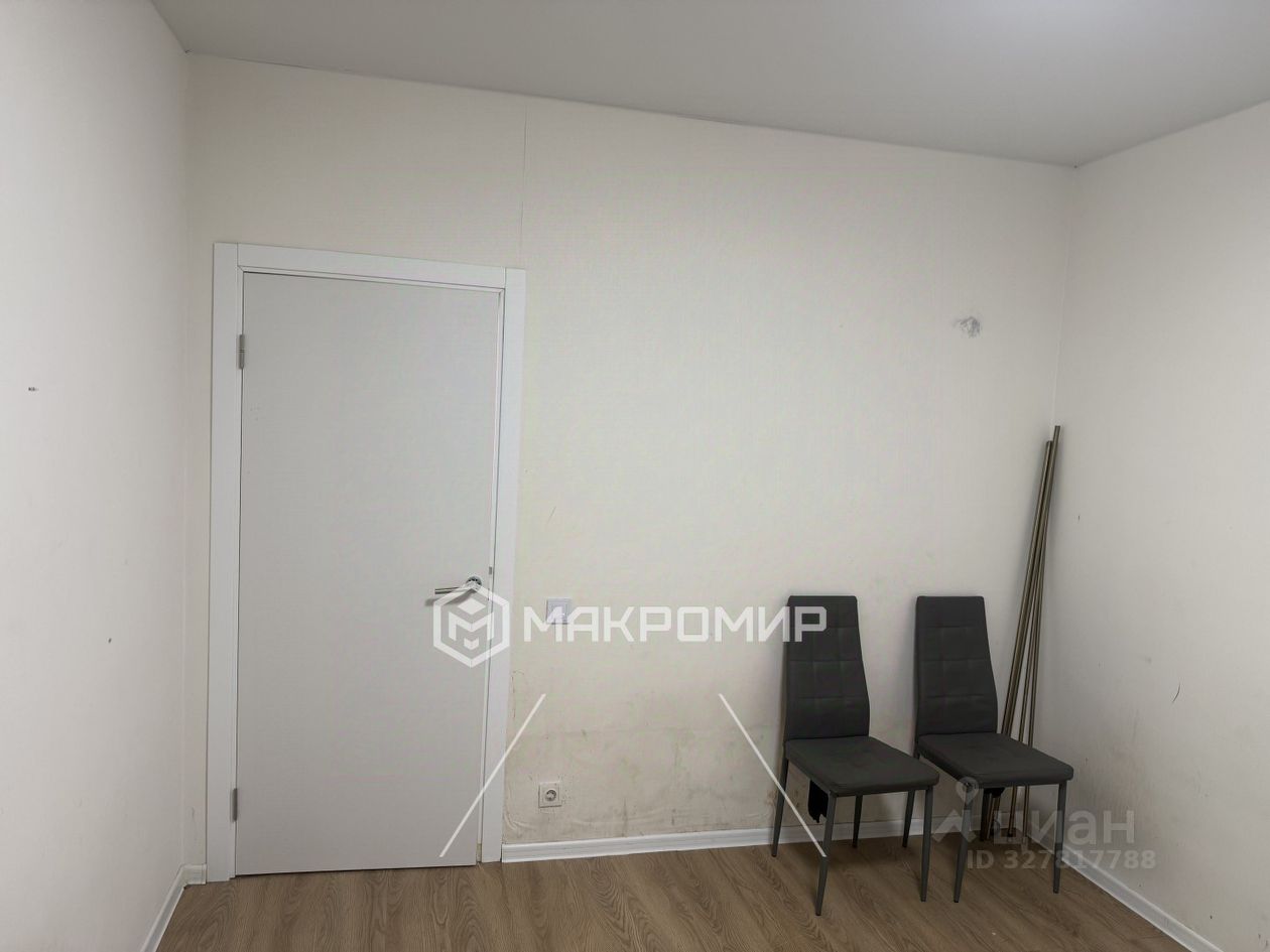 Продажа 2-комн квартиры на вторичном рынке Пригород Лесное мкр, Мисайлово пгт, улица Имени Л.И. Гоман, 8