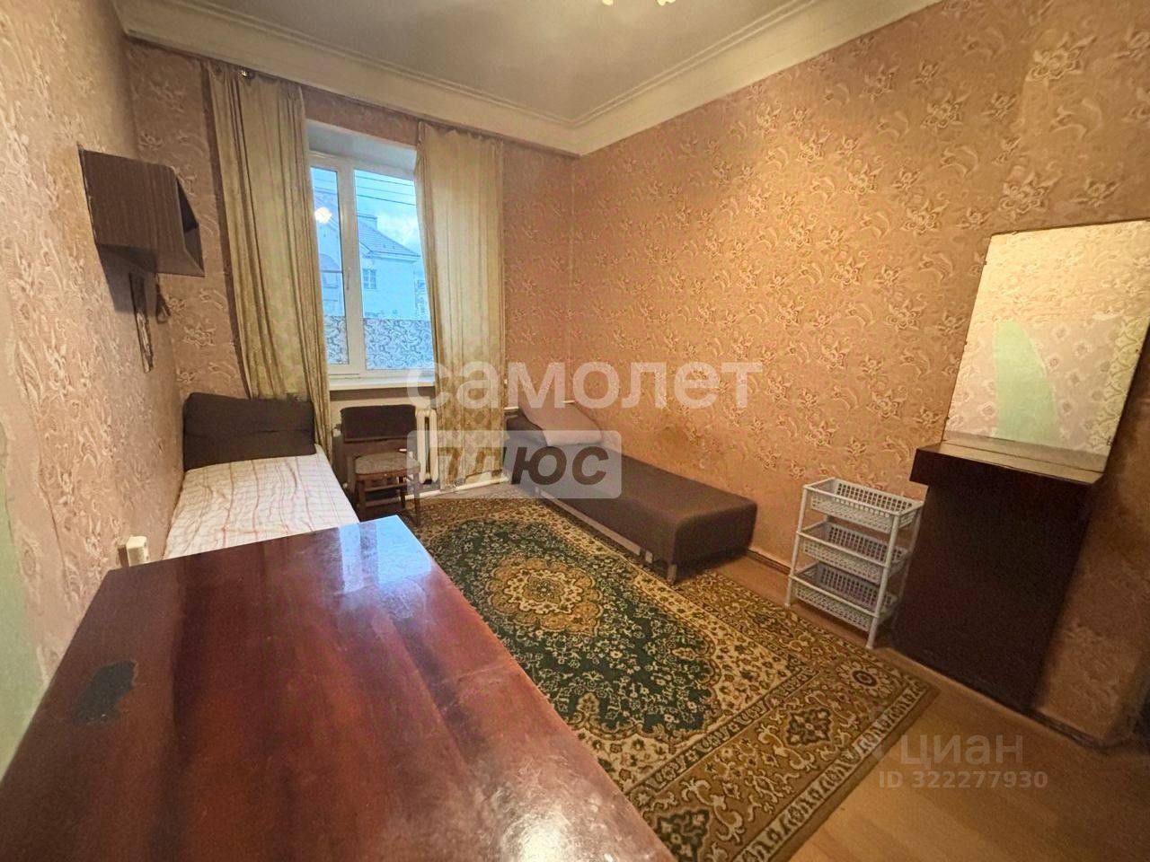 Продажа 3-комн квартиры на вторичном рынке пос. Петровское, 7