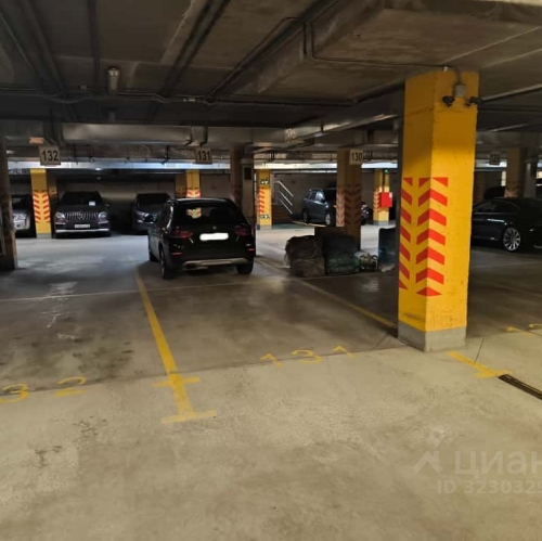 Гараж/парковка Комендантский проспект,  д. 51 к1