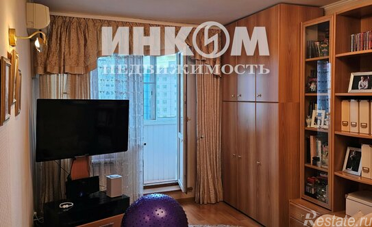 Продажа 2-комн квартиры на вторичном рынке Хабаровская улица,  д. 4