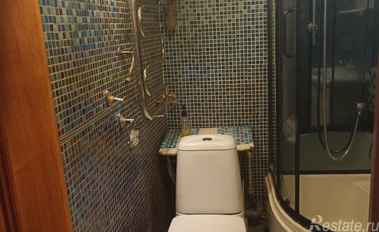 Продажа 4-комн квартиры на вторичном рынке улица Солдата Корзуна,  д. 32