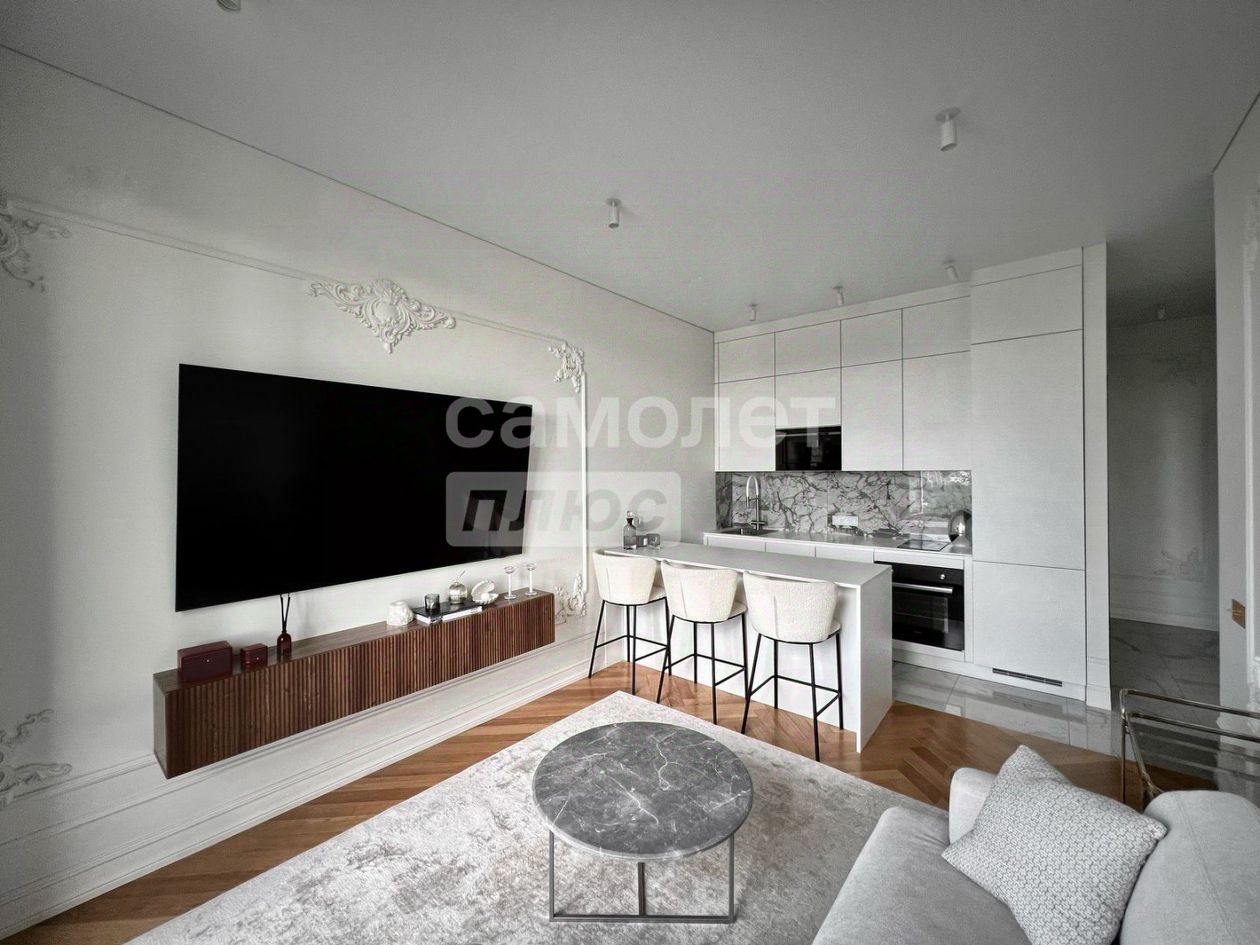 Продажа 2-комн квартиры на вторичном рынке Волоколамское шоссе, 81/2с2