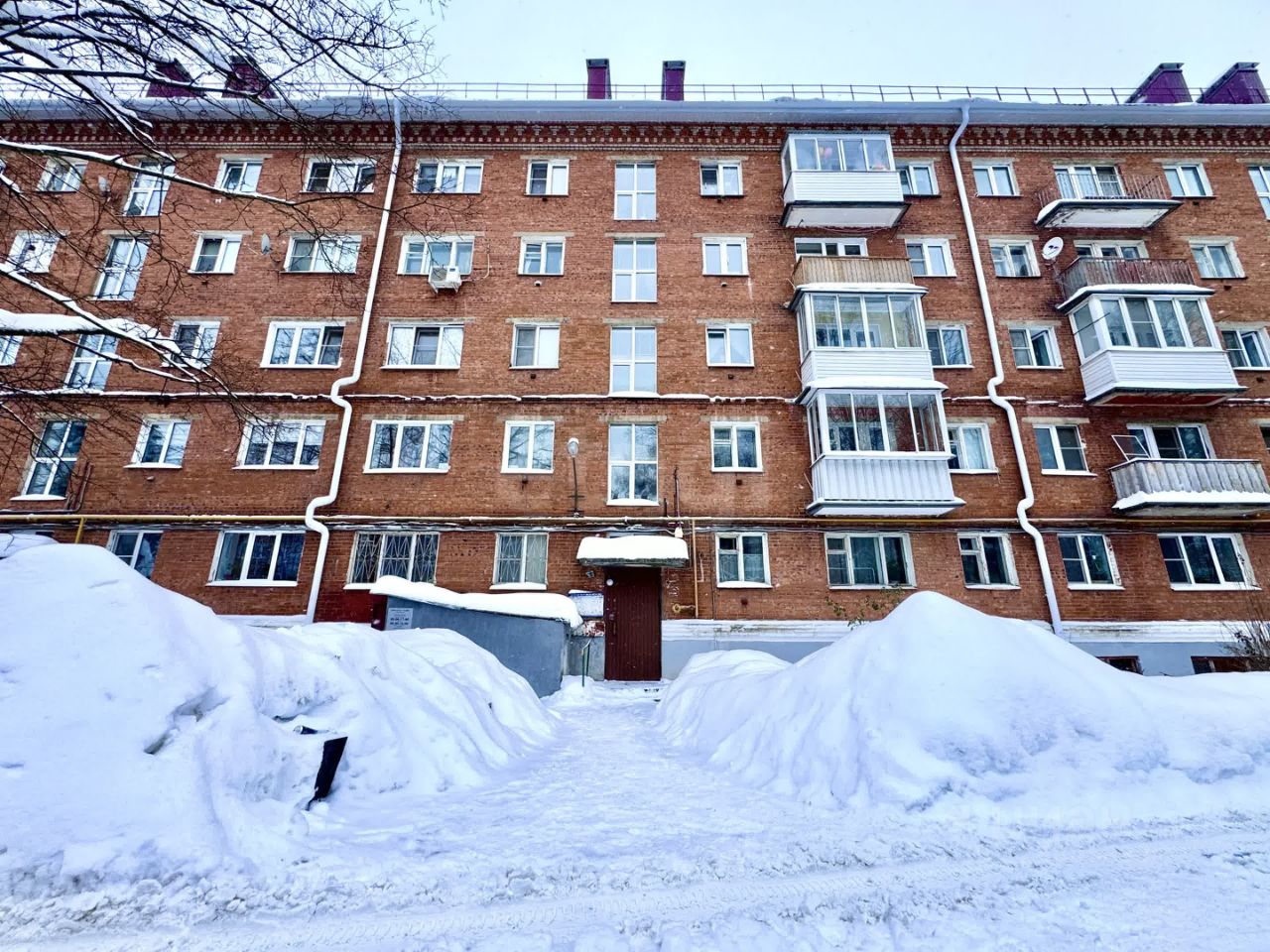 Продажа 2-комн квартиры на вторичном рынке Клин, Бородинский проезд, 19