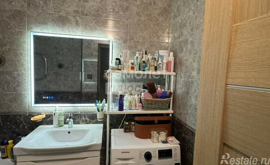 Продажа 3-комн квартиры на вторичном рынке улица Введенского,  д. 27 к2