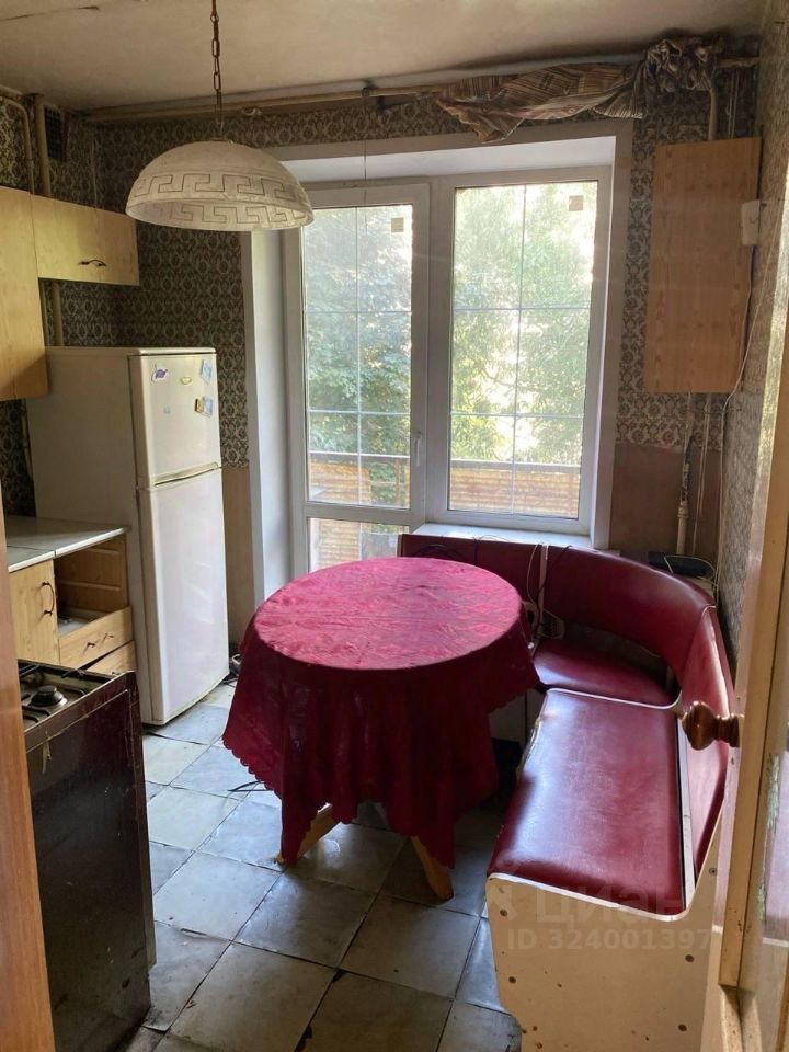 Продажа 2-комн квартиры на вторичном рынке Перовская улица, 50К5