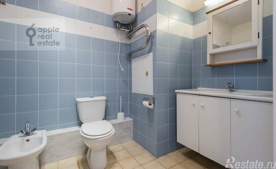 Продажа 4-комн квартиры на вторичном рынке улица Дунаевского,  д. 7