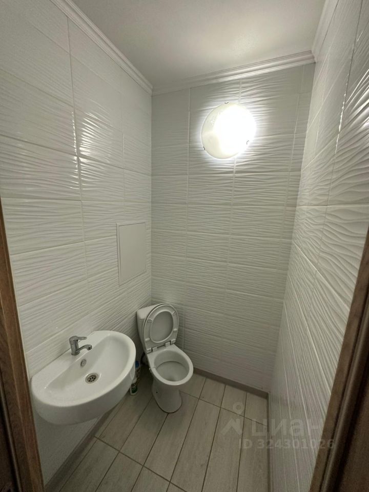 Продажа 2-комн квартиры на вторичном рынке пос. Мебельной Фабрики, улица Рассветная, 5