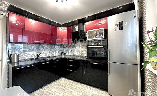 Продажа 3-комн квартиры на вторичном рынке Рождественская улица