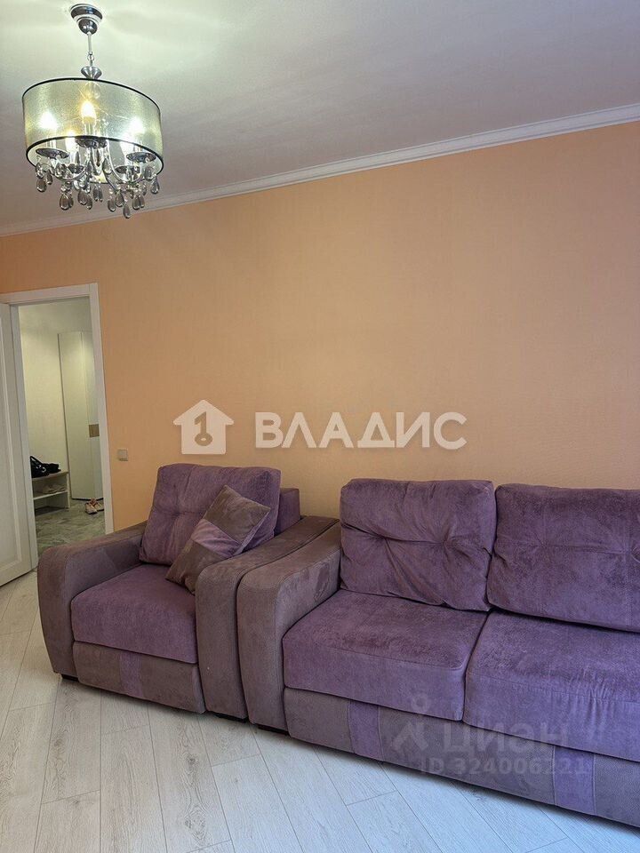 Продажа 3-комн квартиры на вторичном рынке д. Малое Карлино, 4Ак1