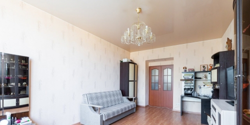 3-комн квартира Скобелевский пр.,  д. 4