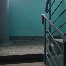 Продажа 2-комн квартиры на вторичном рынке Ореховый б-р,  д. 39 к1