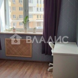 Продажа 2-комн квартиры на вторичном рынке Радиальная 6-я ул,  д. 3 к6