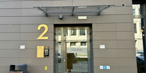 3-комн квартира ул Белоостровская,  д. 28