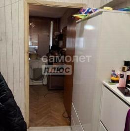 Продажа 2-комн квартиры на вторичном рынке Красногвардейский б-р,  д. 1
