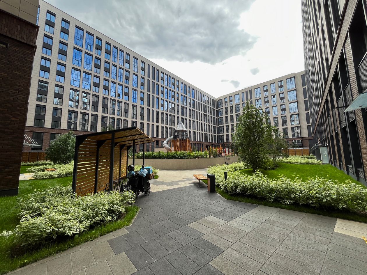 Продажа 1-комн квартиры на вторичном рынке Уральская улица, 25