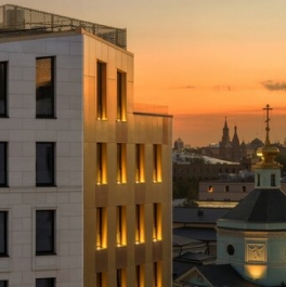 Продажа 4-комн квартиры на вторичном рынке Серебрянический переулок,  д. 6