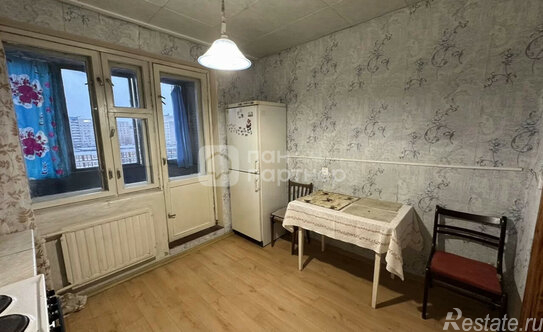 Продажа 1-комн квартиры на вторичном рынке ул Десантников,  д. 12,  к. 1