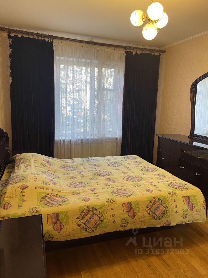 Продажа 3-комн квартиры на вторичном рынке Приозерск, улица Гоголя, 5