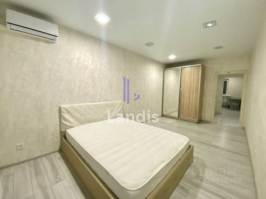 Продажа 1-комн квартиры на вторичном рынке Химки, улица Академика Грушина, 10