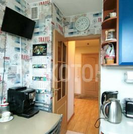 Продажа 3-комн квартиры на вторичном рынке Кузнецова пр-кт,  д. 25,  к. 1