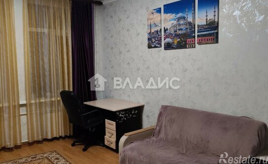 Продажа 2-комн квартиры на вторичном рынке улица Седова,  д. 19