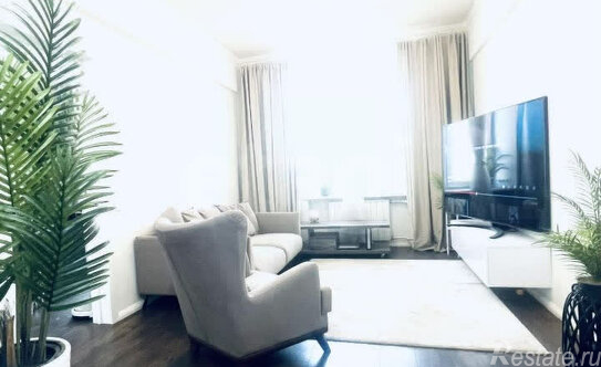 Продажа 2-комн квартиры на вторичном рынке улица Космонавта Волкова,  д. 25/2