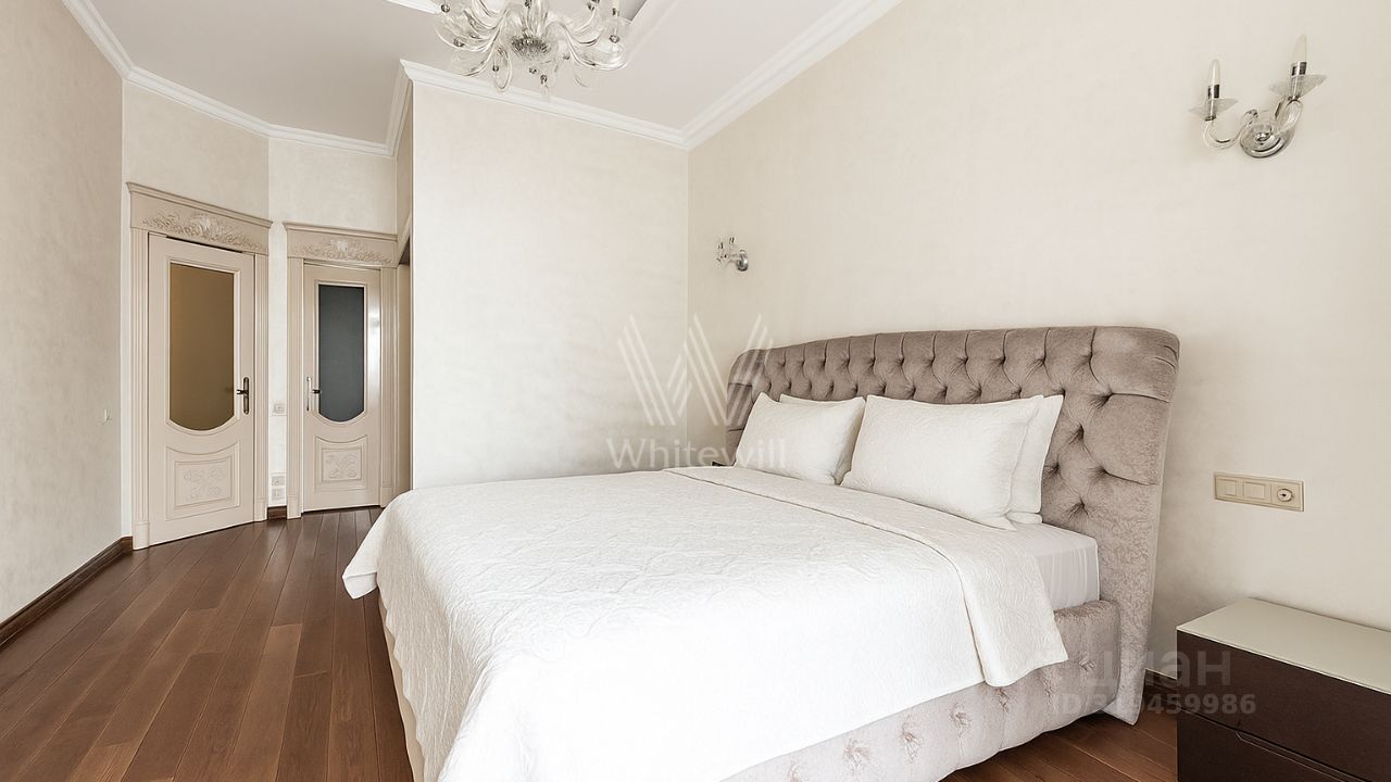 Продажа 4-комн квартиры на вторичном рынке 2-я Фрунзенская улица, 8