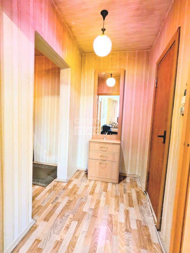 Продажа 1-комн квартиры на вторичном рынке Губернский мкр, улица Земская,  д. 14