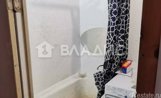 Продажа 1-комн квартиры на вторичном рынке улица Коммуны,  д. 26 к1