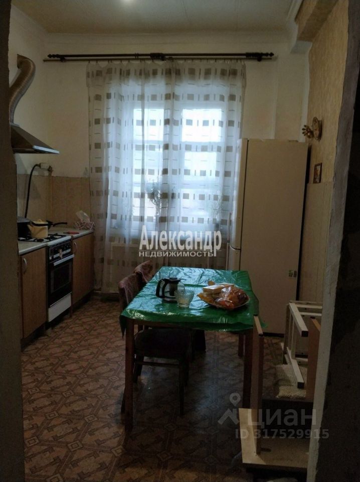 Продажа 3-комн квартиры на вторичном рынке Дубровка пгт, улица Пионерская, 2