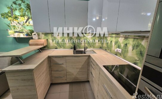 Продажа 2-комн квартиры на вторичном рынке Одинцовский городской округ, Каштановая улица,  д. 6