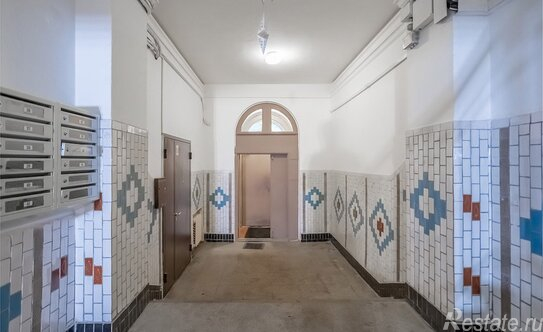 Продажа 4-комн квартиры на вторичном рынке Никитский б-р,  д. 9