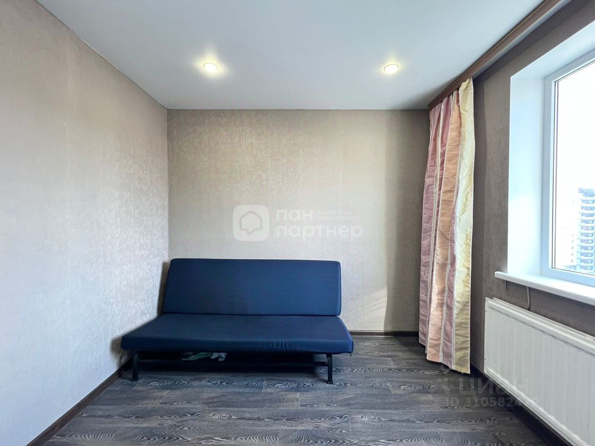 Продажа 3-комн квартиры на вторичном рынке Шлиссельбургский проспект, 8К2