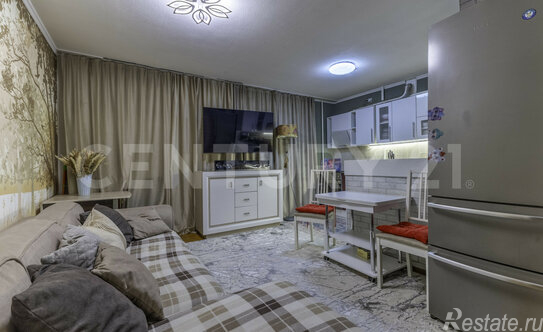 Продажа 3-комн квартиры на вторичном рынке проспект Славы,  д. 8