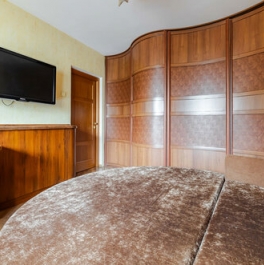 Продажа 2-комн квартиры на вторичном рынке Пулковское шоссе,  д. 40 к3